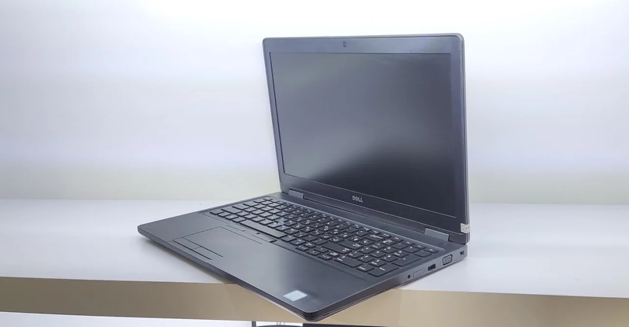 لپ تاپ استوک Dell latitude 5580